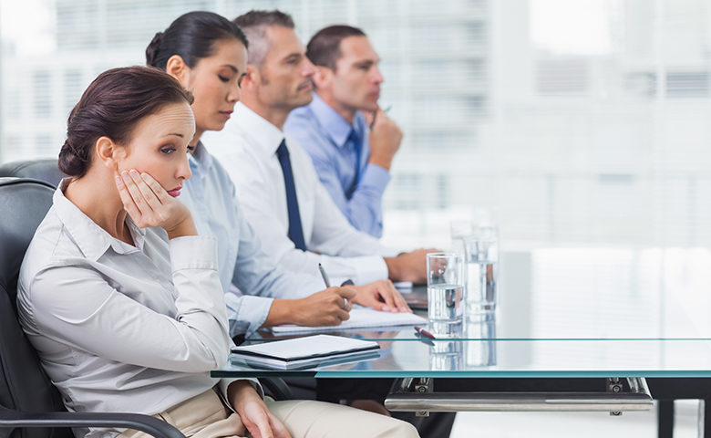 گوش کردن فراتر از شنیدن است